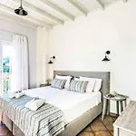 Mangana Villa